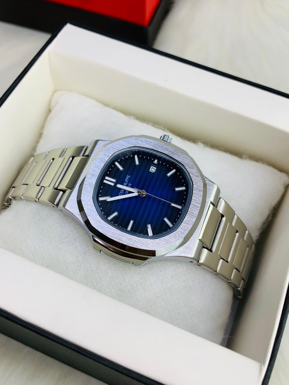 Patek Luxury – Date & Master Lock